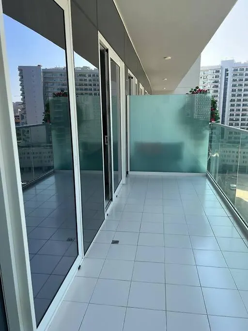 Cozy 1Br Apartment 5Mins Walk Form Dubai Mall 0*,